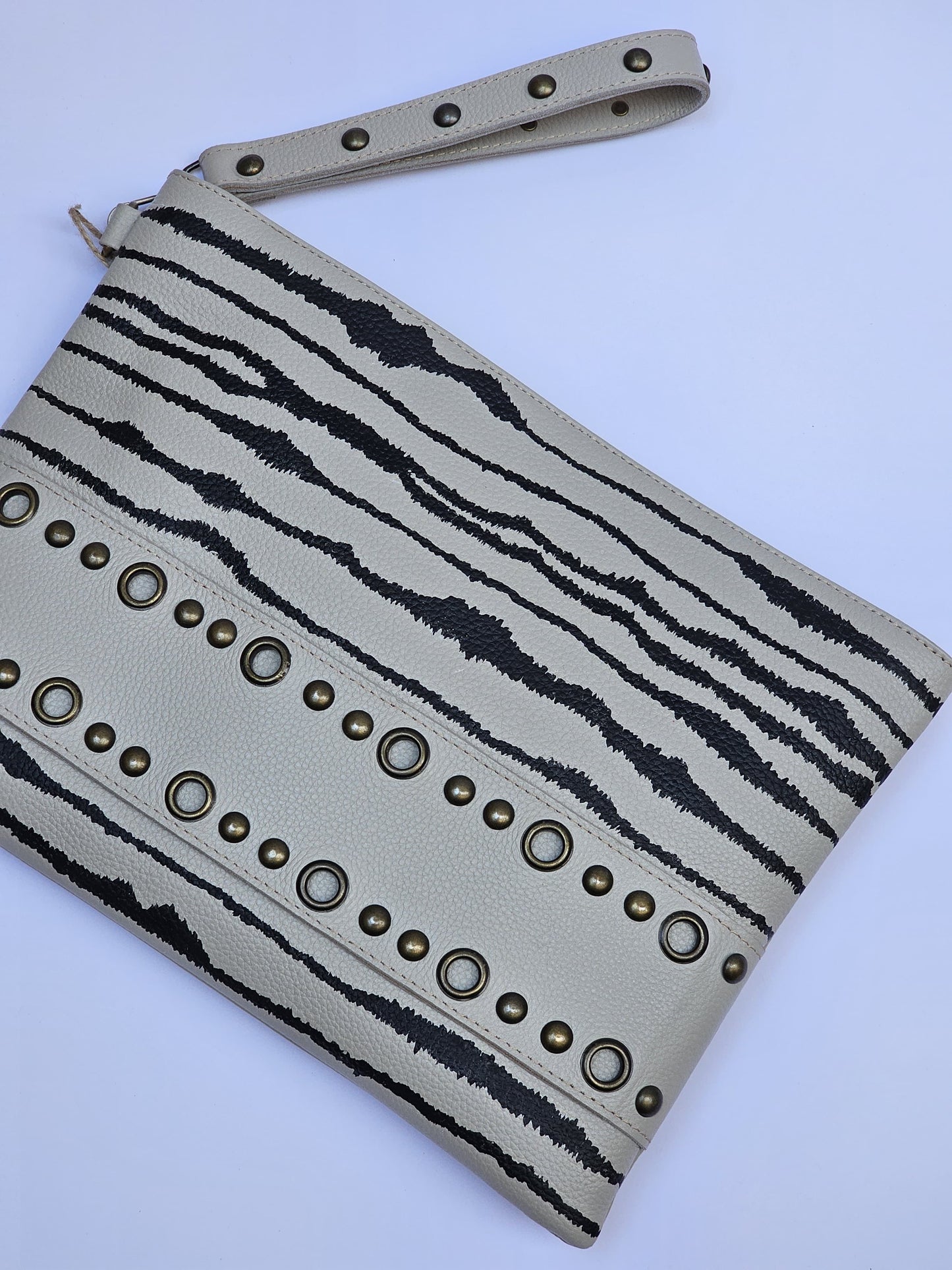 Beige Studs Clutch X Black Abstract