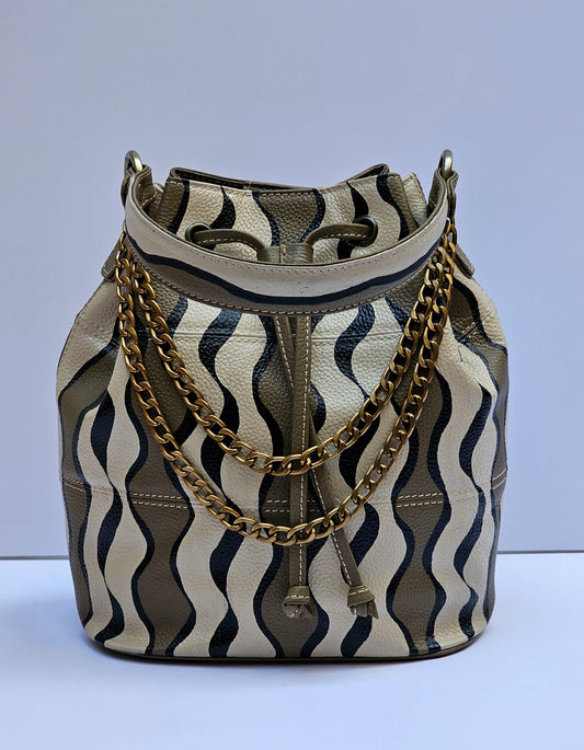Leather Bucket Bag X Olive Waves